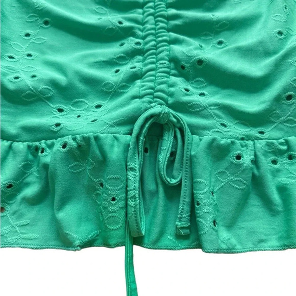 Vero Moda Green Crop Top Tank Eyelet Spaghetti Straps smocked ruffle Size L - Picture 6 of 10